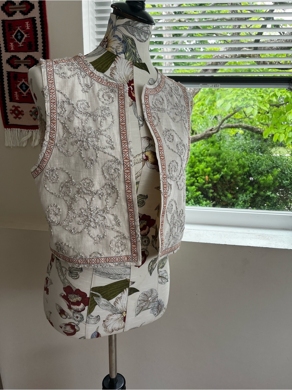 Anna Cream Beaded Embroidered Sleeveless Vest